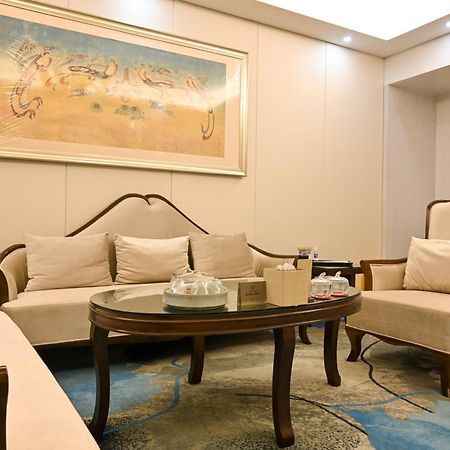 Dunhuang Hotel Luaran gambar