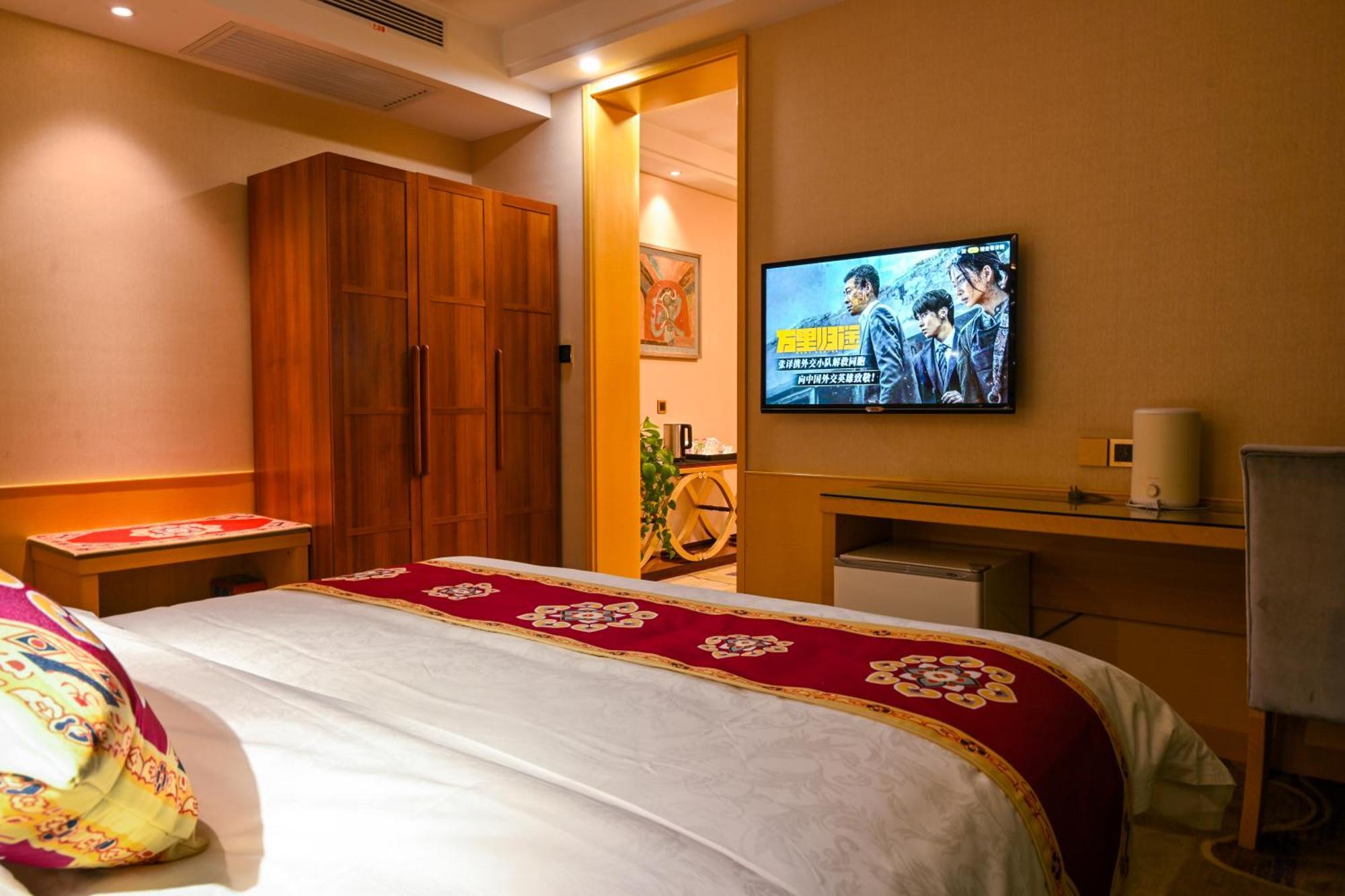 Dunhuang Hotel Luaran gambar
