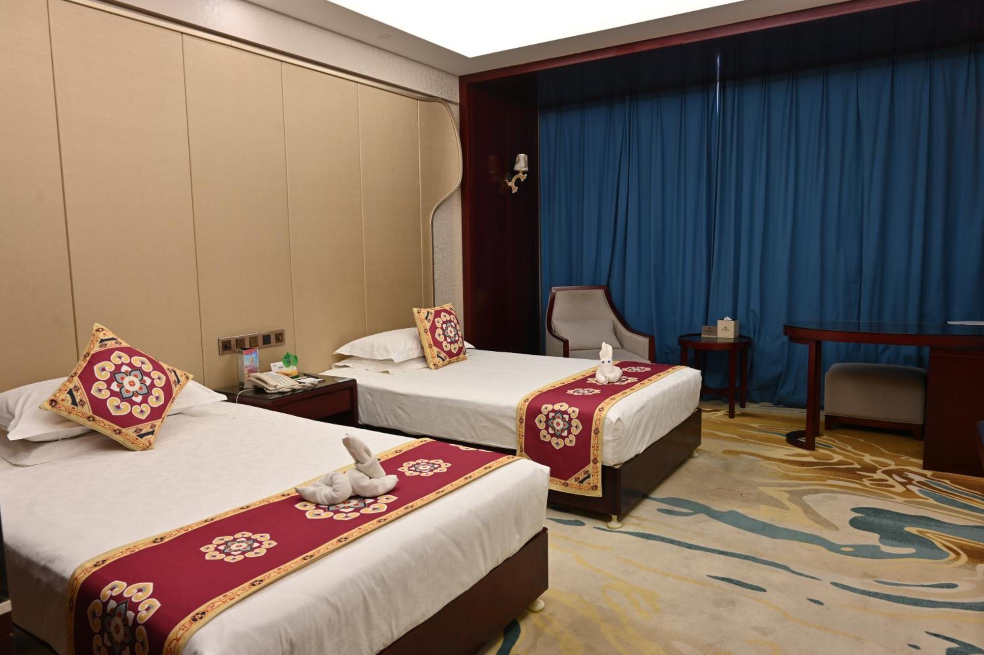 Dunhuang Hotel Luaran gambar